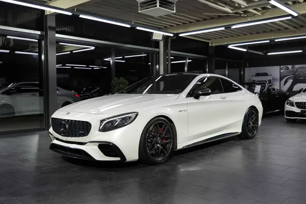Mercedes-Benz S 63 AMG Coupé 4Matic+