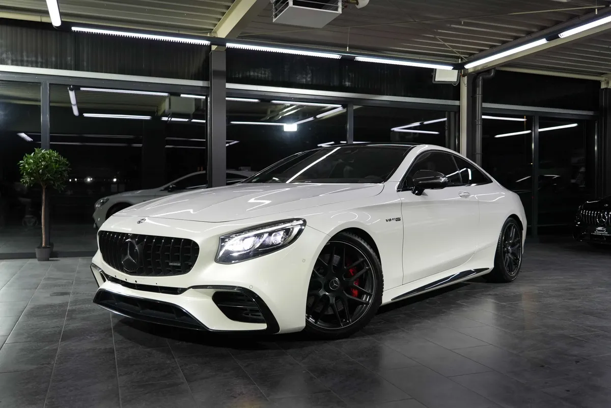 Mercedes-Benz S 63 AMG Coupé 4Matic+ - Image 24