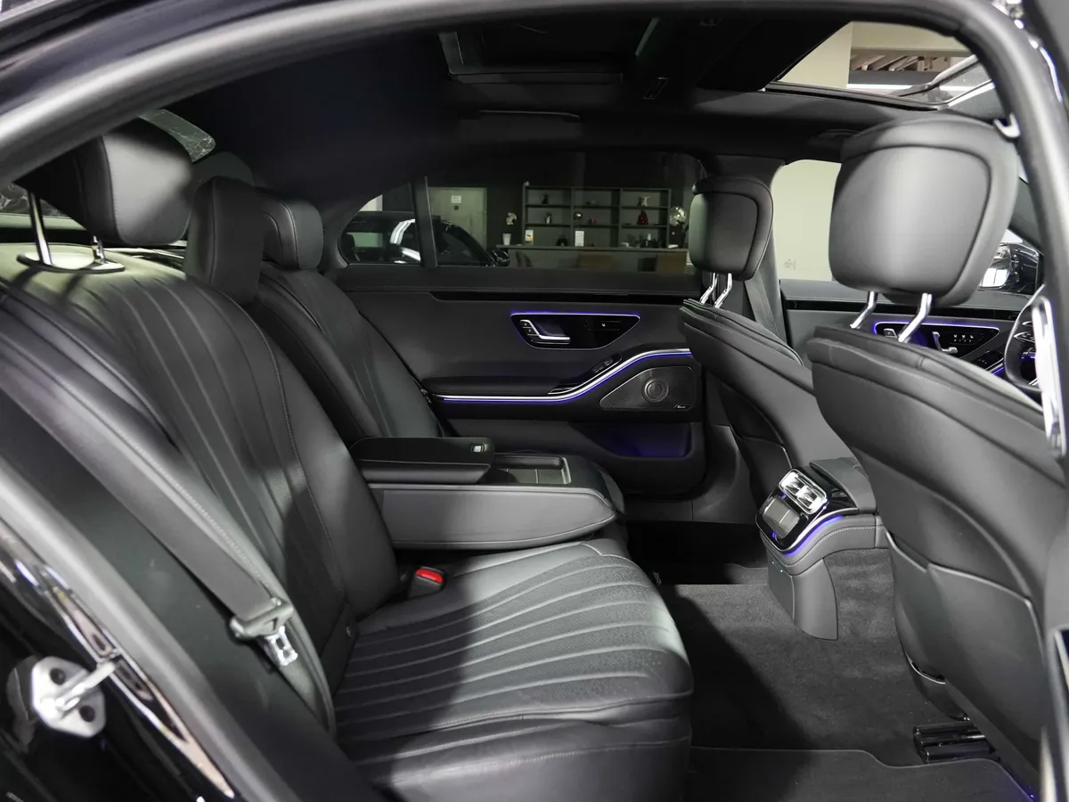 Mercedes-Benz S 400d 4Matic AMG Line Langversion - Image 17