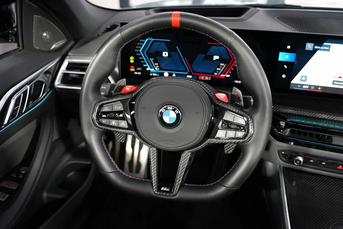 BMW M4 Competition Cabrio xDrive - Image 20