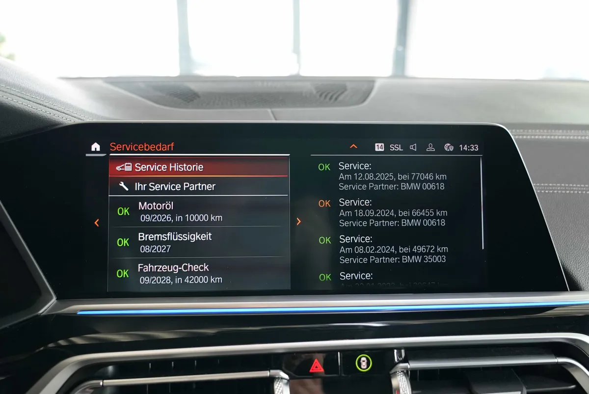 BMW X7 M50i - Image 30