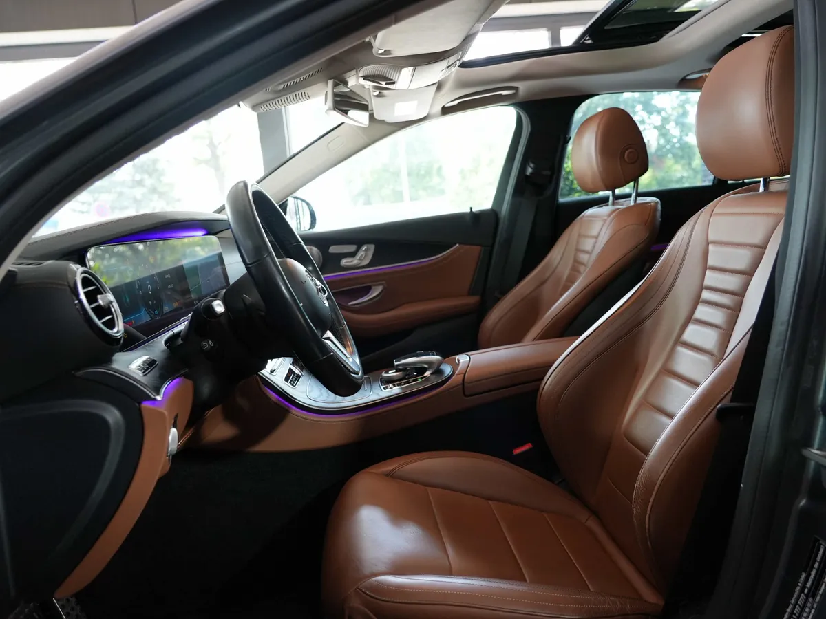 Mercedes-Benz E 350 AMG Line - Image 14