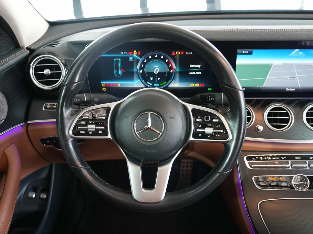 Mercedes-Benz E 350 AMG Line - Image 22