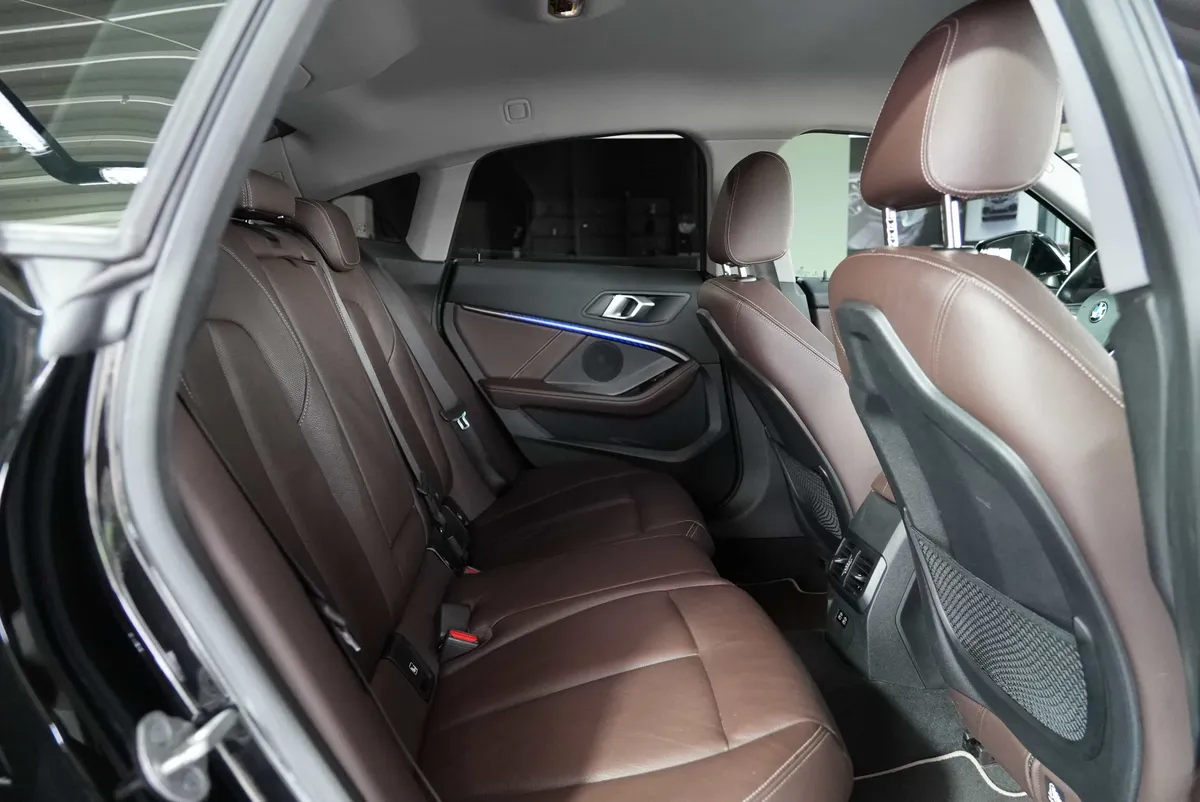 BMW 218i Gran Coupé Luxury Line - Image 13