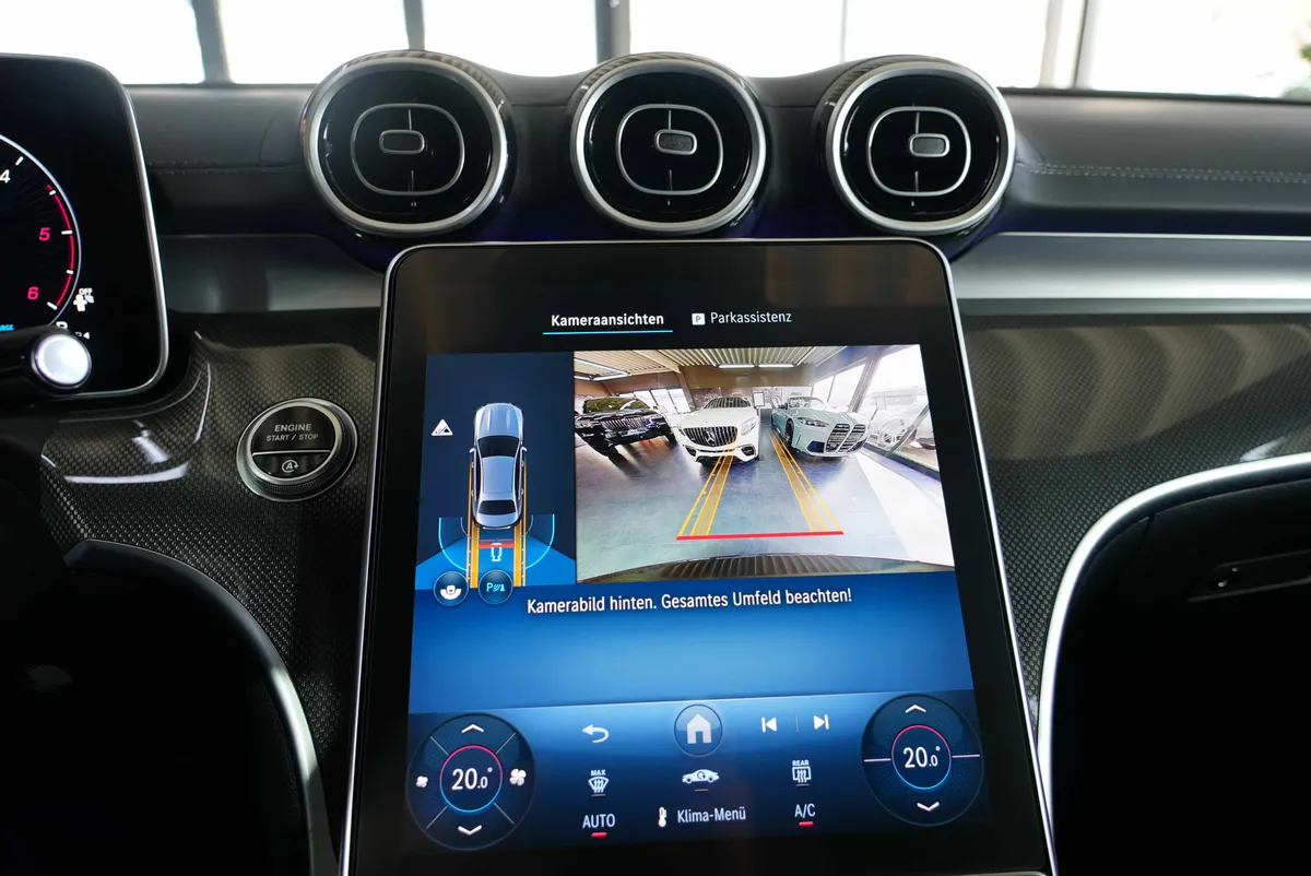 Mercedes-Benz C 220 d AMG Line - Image 20