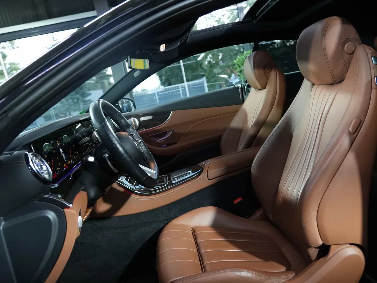 Mercedes-Benz E 400 d 4Matic Coupé AMG Line - Image 13
