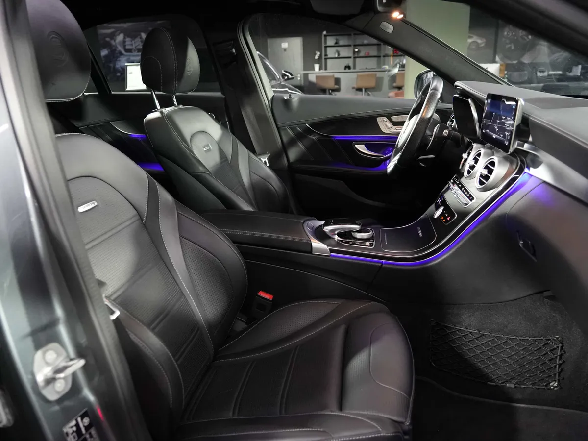 Mercedes-Benz C 63 S AMG - Image 18