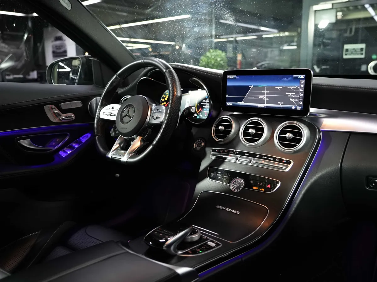 Mercedes-Benz C 63 S AMG - Image 19