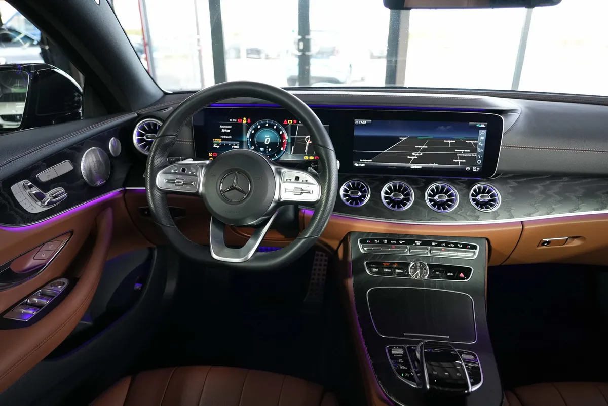 Mercedes-Benz E 450 Coupé 4Matic AMG Line - Image 19