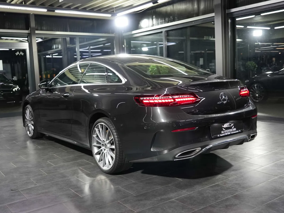 Mercedes-Benz E 450 Coupé 4Matic AMG Line - Image 3