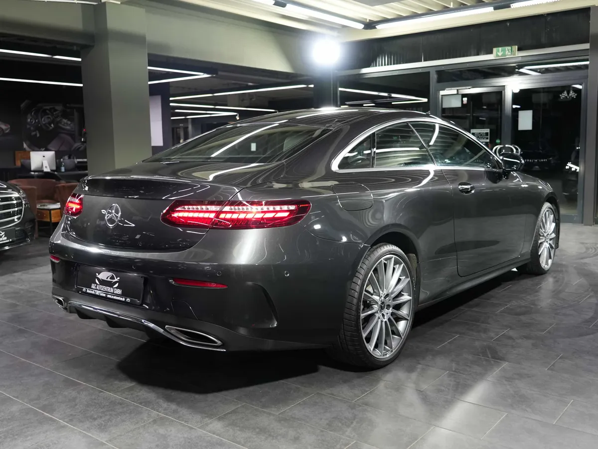 Mercedes-Benz E 450 Coupé 4Matic AMG Line - Image 5