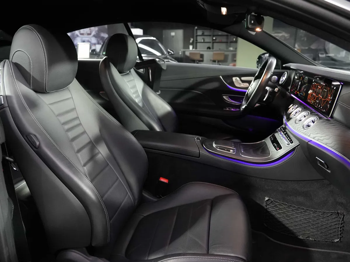 Mercedes-Benz E 450 Coupé 4Matic AMG Line - Image 13