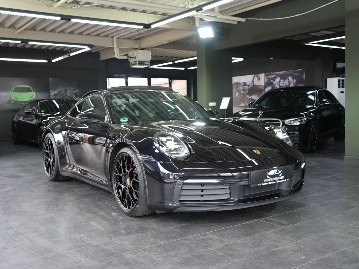 Porsche 911 Carrera S - Image 7