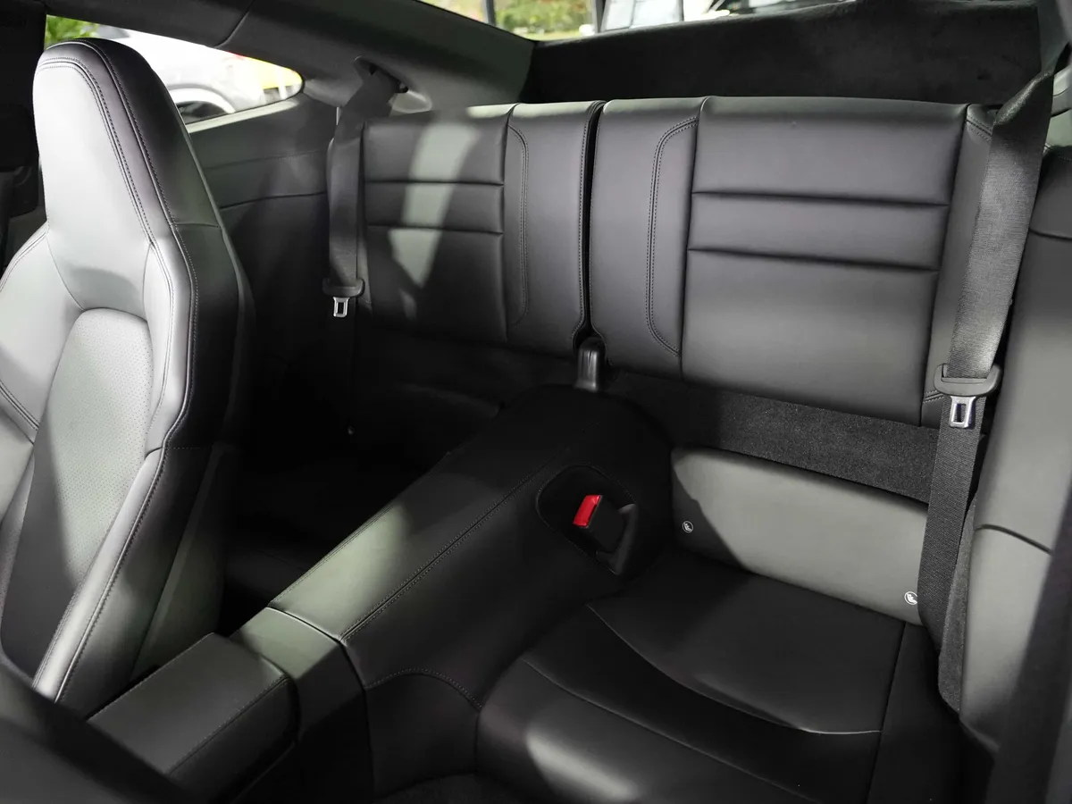 Porsche 911 Carrera S - Image 14