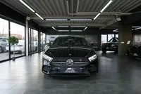 Mercedes-Benz A 200 Limousine AMG Line - Image 8