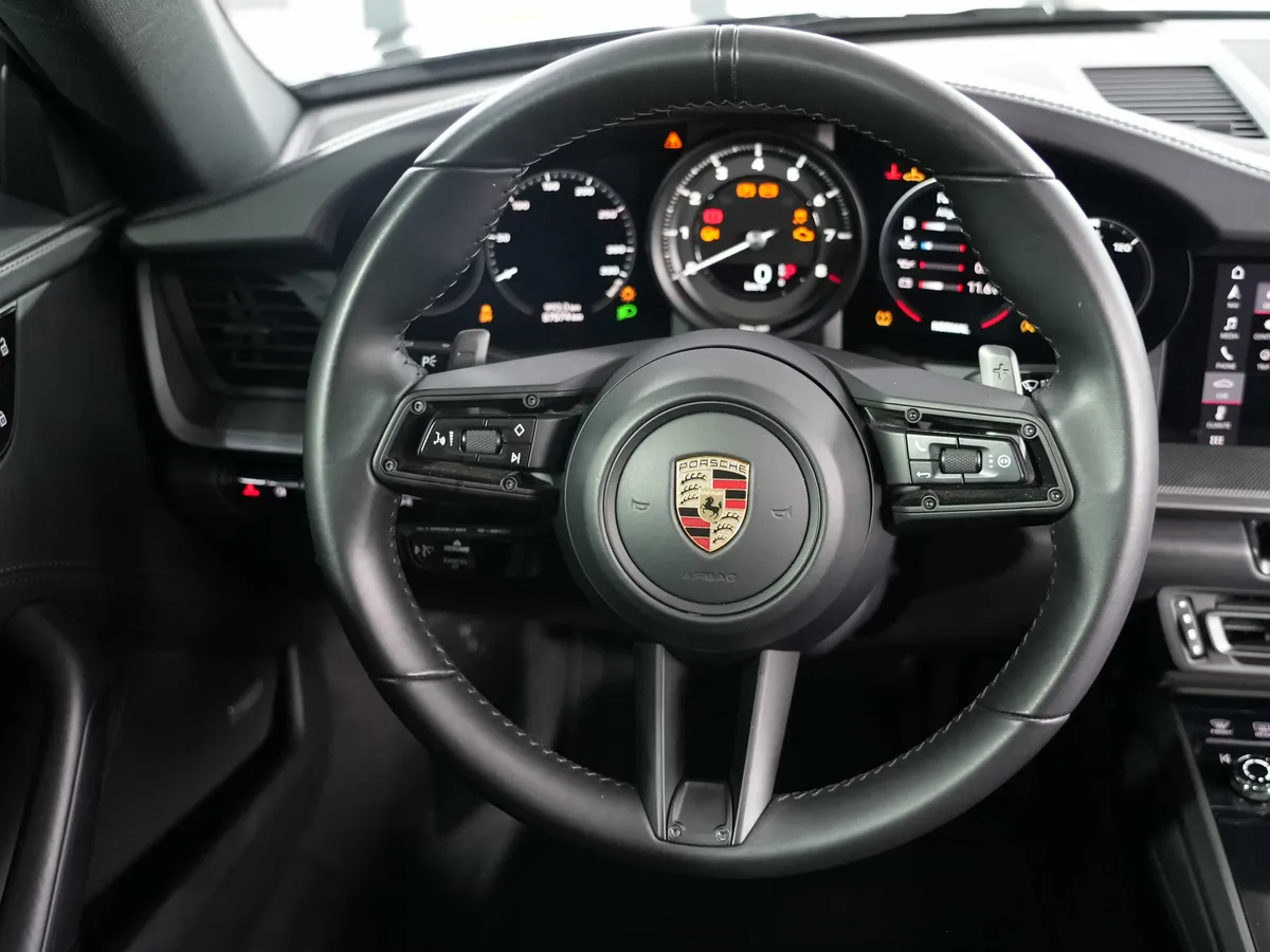 Porsche 911 Carrera S - Image 20