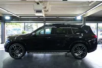 Mercedes-Benz GLS 350d 4Matic AMG Line - Image 2