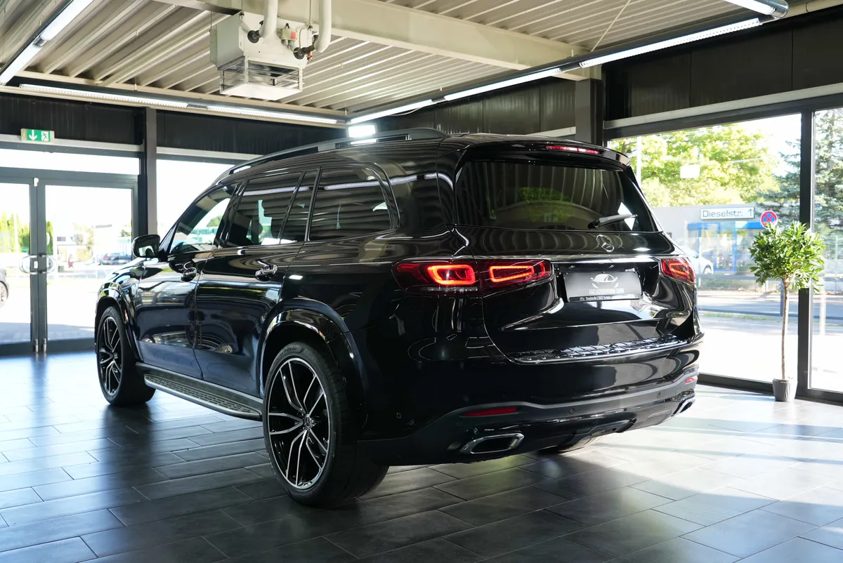 Mercedes-Benz GLS 350d 4Matic AMG Line - Image 3