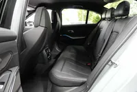 BMW M3 Competition M xDrive Limousine - Image 13
