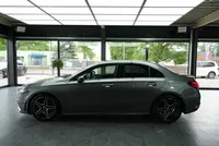 Mercedes-Benz A 200 Limousine AMG Line - Image 2