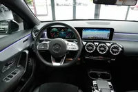 Mercedes-Benz A 200 Limousine AMG Line - Image 17