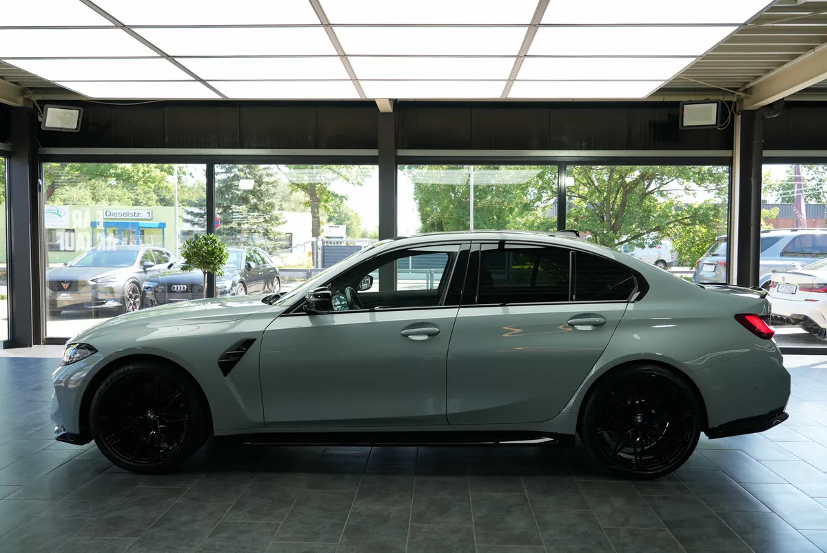 BMW M3 Competition Limousine Brooklyn Grau - Image 2
