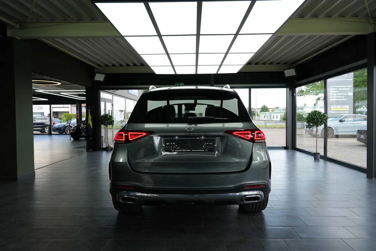 Mercedes-Benz GLE 400d 4Matic AMG Line - Image 4
