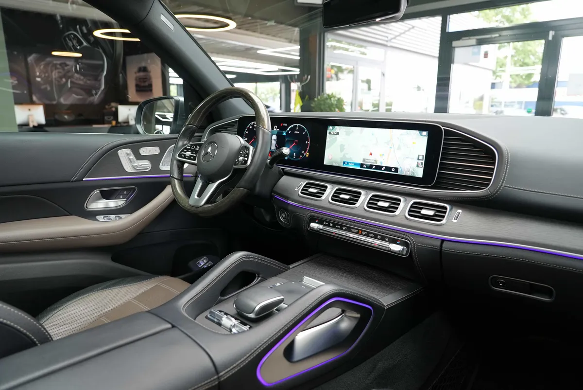 Mercedes-Benz GLE 400d 4Matic AMG Line - Image 18