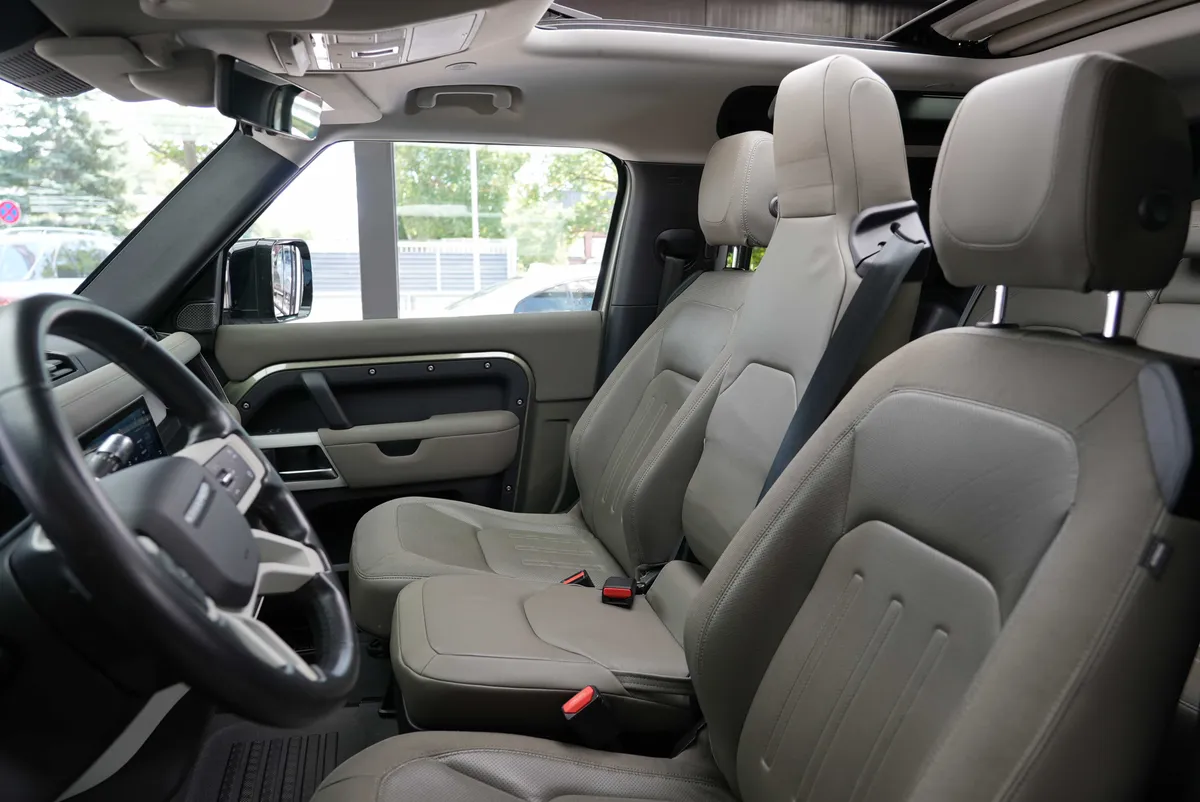 Land Rover Defender P400 AWD X-Dynamic HSE - Image 17