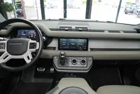Land Rover Defender P400 AWD X-Dynamic HSE - Image 25