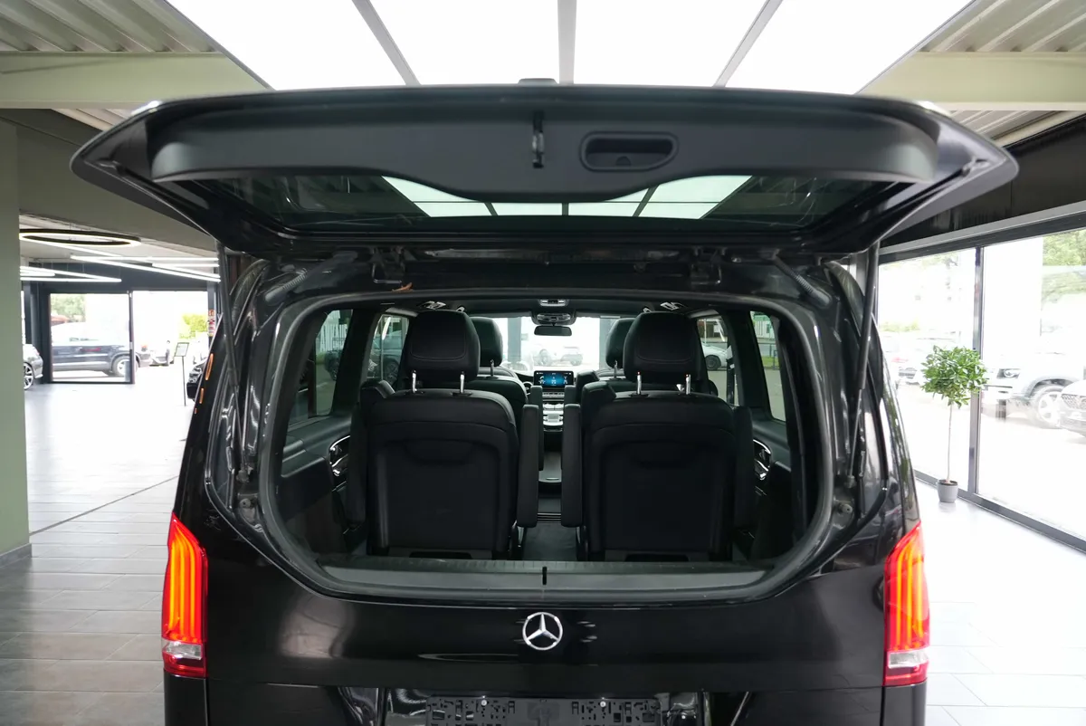 Mercedes-Benz V 300d AMG Line - Image 5