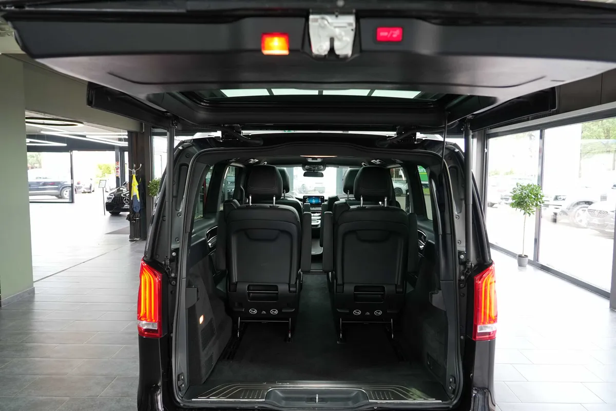 Mercedes-Benz V 300d AMG Line - Image 6