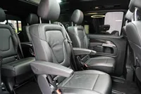 Mercedes-Benz V 300d AMG Line - Image 19