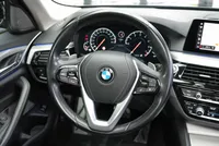 BMW 540i xDrive Touring Sport Line - Image 19