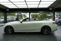 Mercedes-Benz E 200 Cabrio AMG Line - Image 2