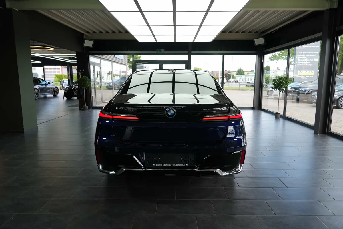 BMW 750e xDrive M Sport - Image 4