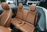 Mercedes-Benz E 200 Cabrio AMG Line - Image 11