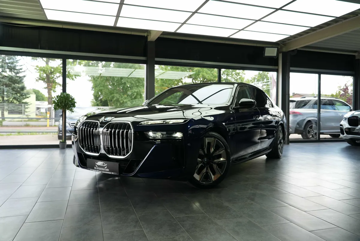 BMW 750e xDrive M Sport - Image 29