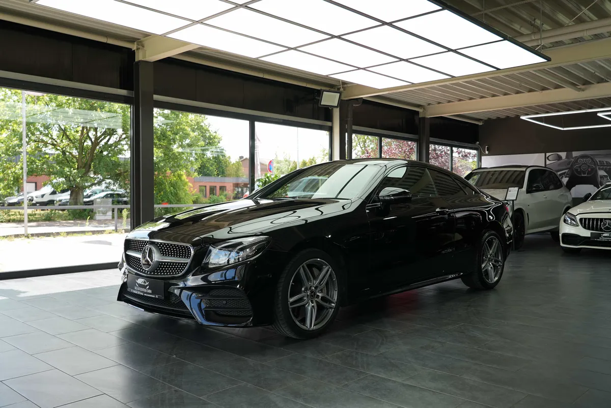 Mercedes-Benz E 400 Coupé 4Matic AMG Line - Image 1