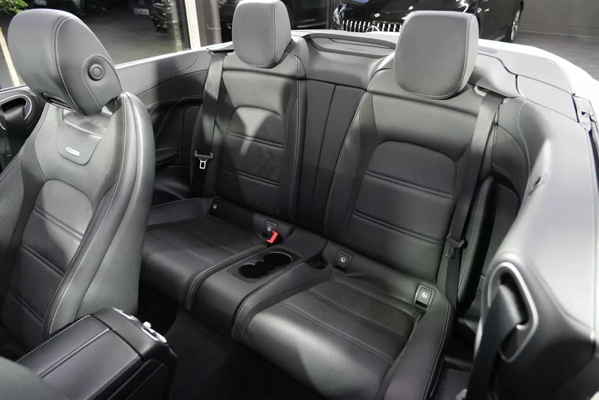 Mercedes-Benz C 63 AMG Cabrio - Image 13