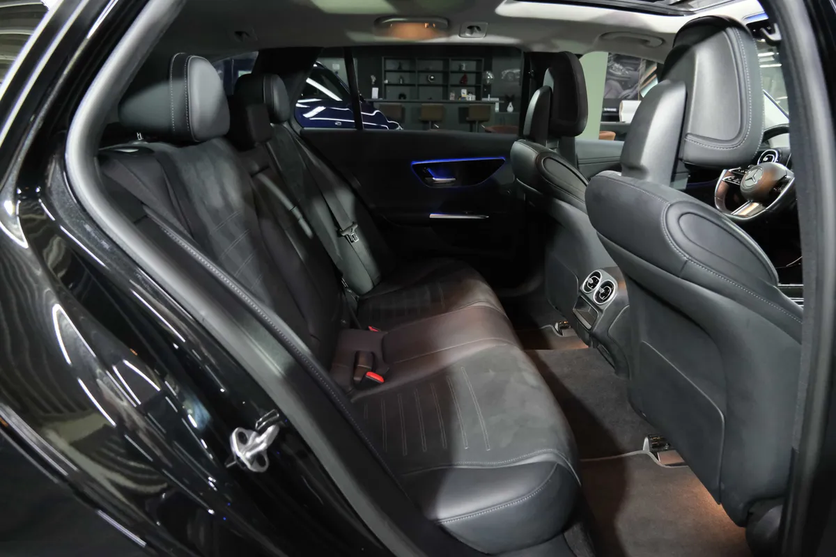 Mercedes-Benz C 220d T-Modell AMG Line - Image 5