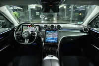 Mercedes-Benz C 220d T-Modell AMG Line - Image 8