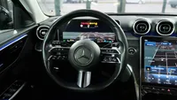 Mercedes-Benz C 220d T-Modell AMG Line - Image 3