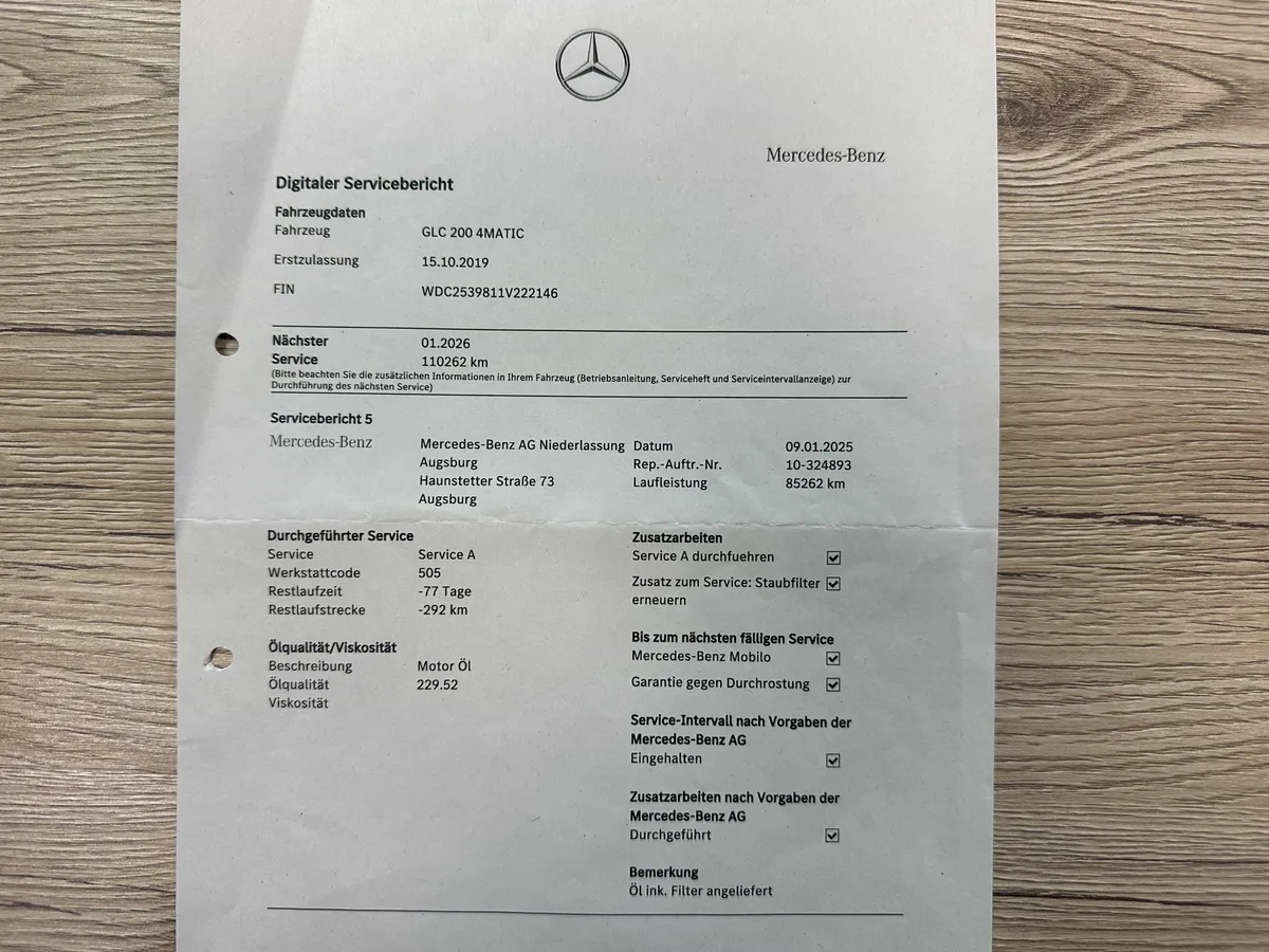 Mercedes-Benz GLC 200 4Matic AMG Line - Image 12