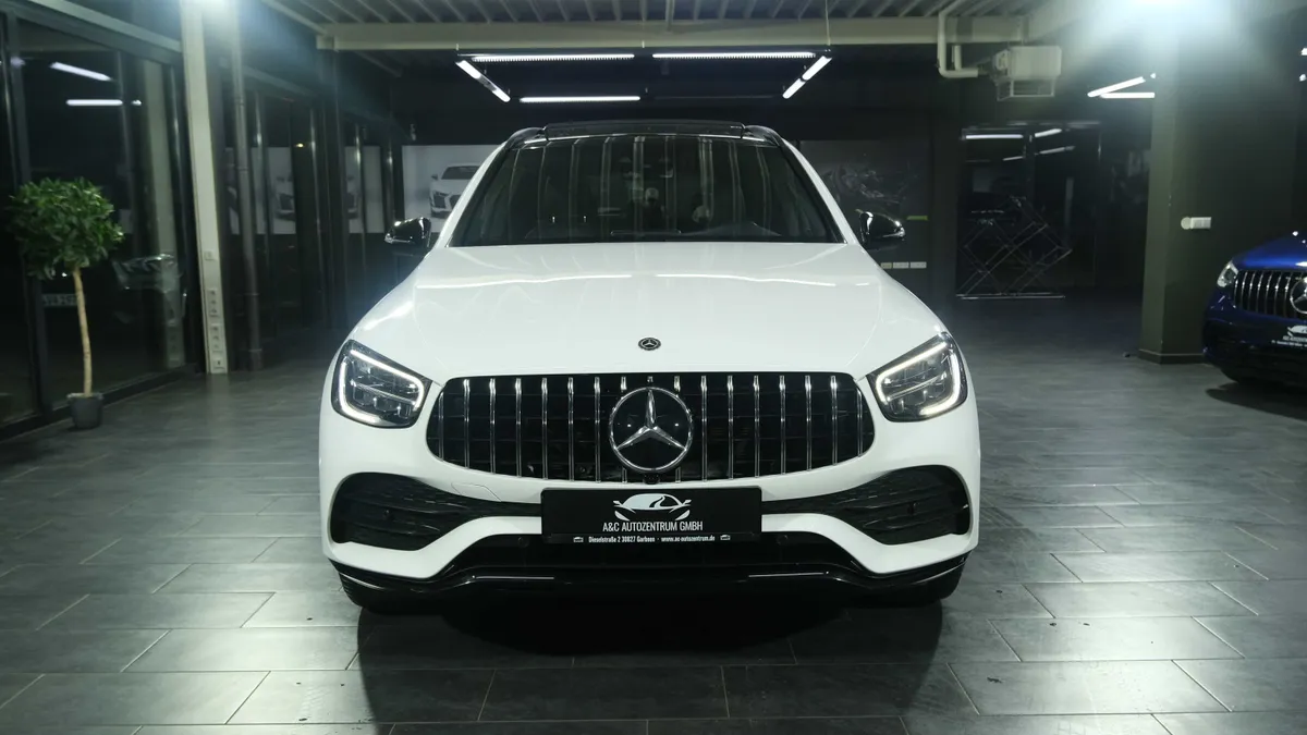 Mercedes-Benz GLC 400d 4Matic AMG Line - Image 15