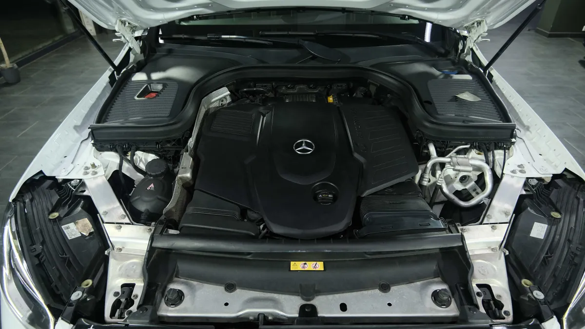 Mercedes-Benz GLC 400d 4Matic AMG Line - Image 18