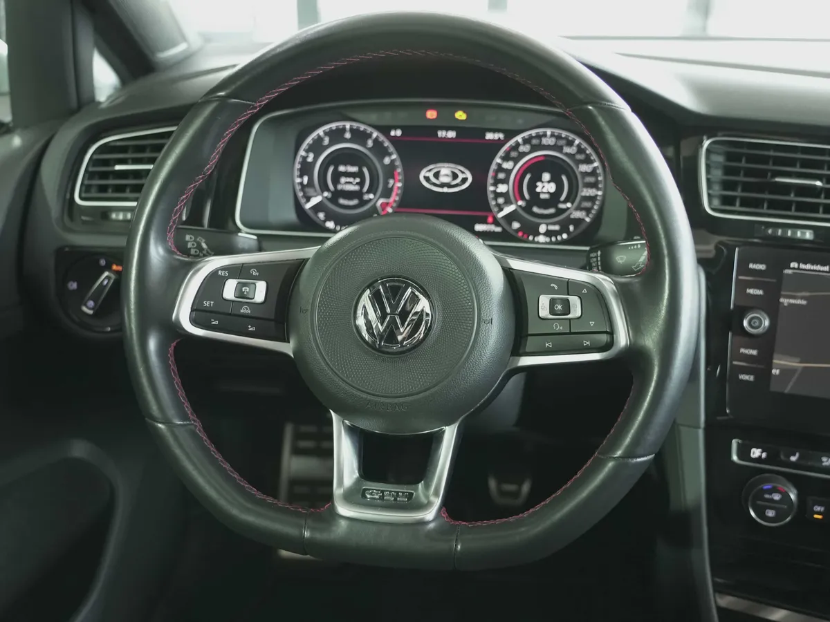 Volkswagen Golf VII GTI Facelift - Image 3